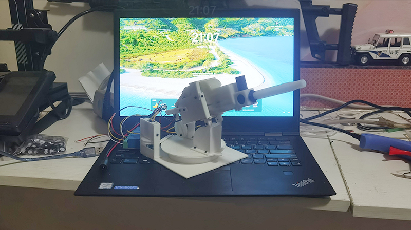 整蛊直播间随礼物触发的弹珠器大炮